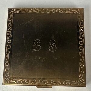 Vintage Mid-Century Volupte Gold‎ Tone Powder Compact Initials ES Etched Border